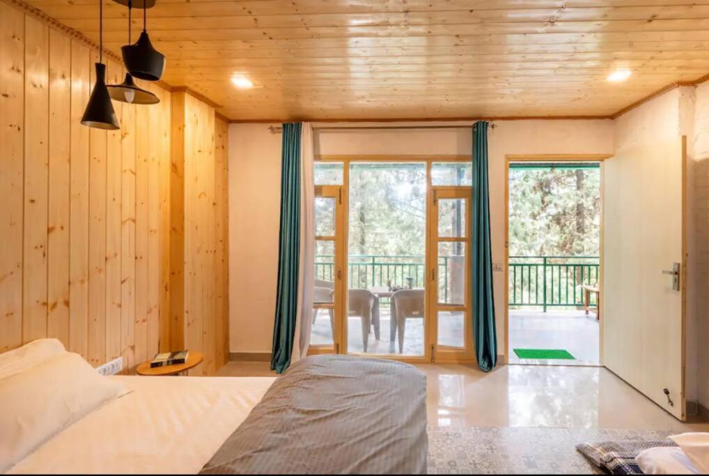 The Hill Story, Entire Chalet, Offbeat,Cozy 무소리에 외부 사진