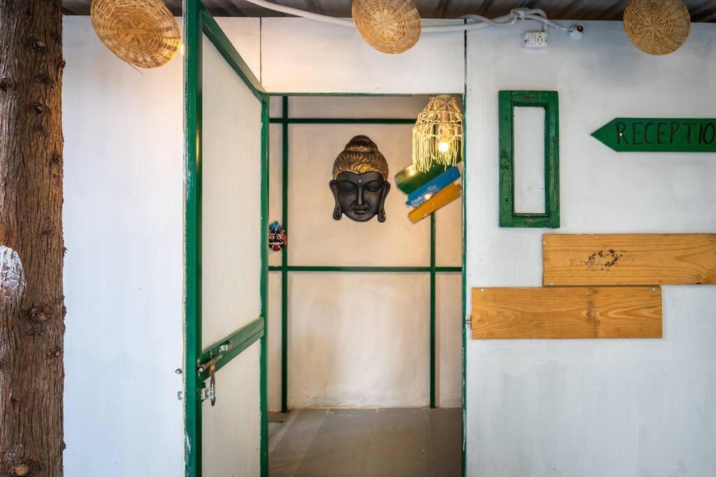 The Hill Story, Entire Chalet, Offbeat,Cozy 무소리에 외부 사진